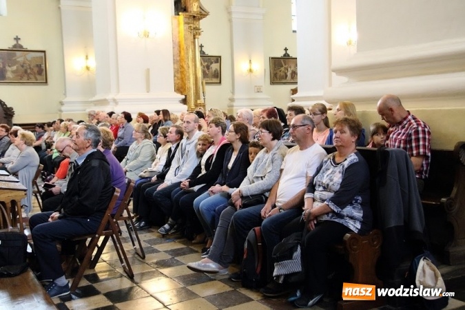 Zdjęcie w galerii na portalu naszwodzislaw.com: Pociągiem do sanktuarium w Gidlach. Pielgrzymka z Olzy  wiadomości z regionu