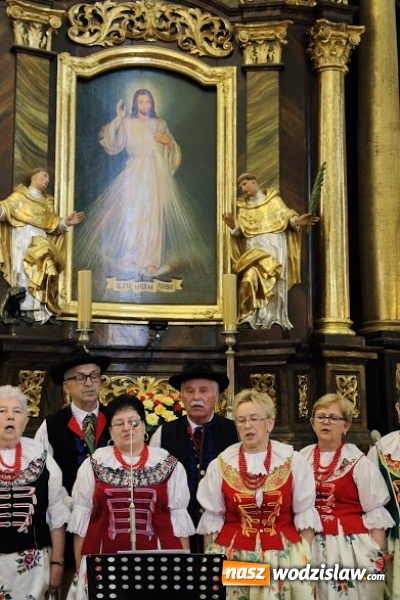 Zdjęcie w galerii na portalu naszwodzislaw.com: Pociągiem do sanktuarium w Gidlach. Pielgrzymka z Olzy  wiadomości z regionu