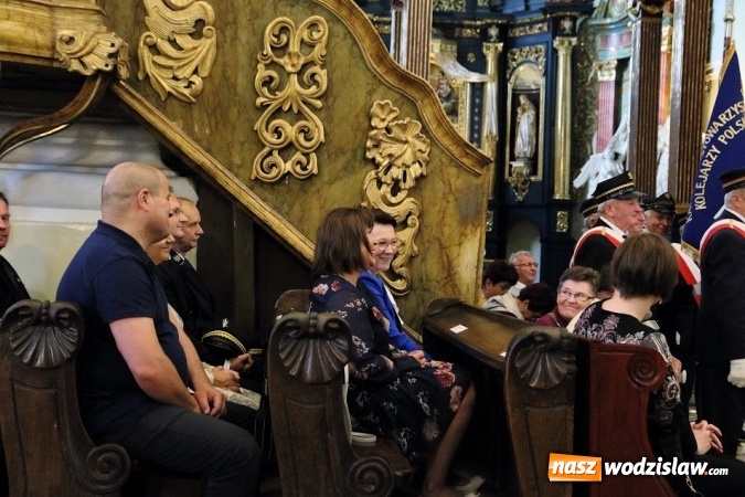 Zdjęcie w galerii na portalu naszwodzislaw.com: Pociągiem do sanktuarium w Gidlach. Pielgrzymka z Olzy  wiadomości z regionu