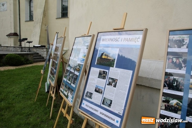 Zdjęcie w galerii na portalu naszwodzislaw.com: Pociągiem do sanktuarium w Gidlach. Pielgrzymka z Olzy  wiadomości z regionu