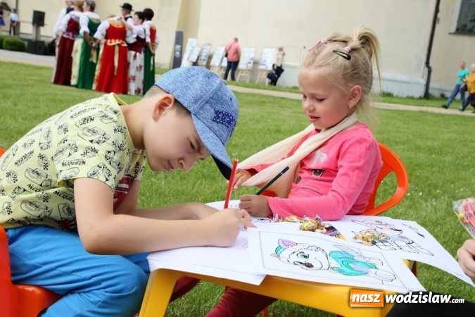 Zdjęcie w galerii na portalu naszwodzislaw.com: Pociągiem do sanktuarium w Gidlach. Pielgrzymka z Olzy  wiadomości z regionu