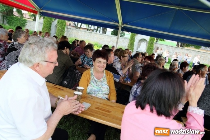 Zdjęcie w galerii na portalu naszwodzislaw.com: Pociągiem do sanktuarium w Gidlach. Pielgrzymka z Olzy  wiadomości z regionu