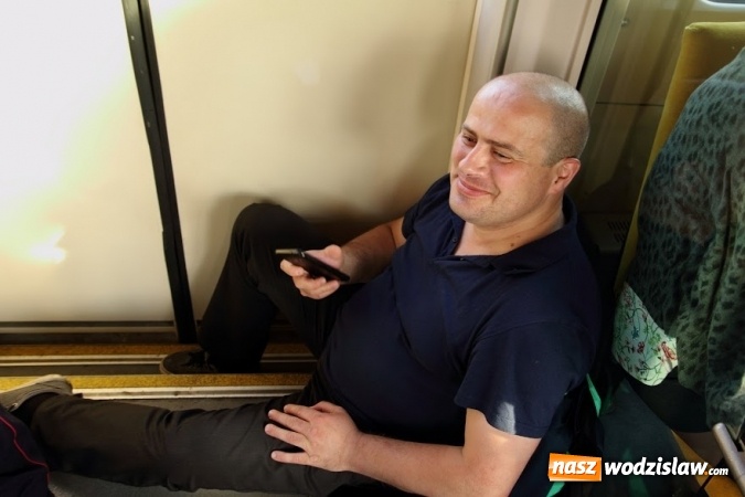 Zdjęcie w galerii na portalu naszwodzislaw.com: Pociągiem do sanktuarium w Gidlach. Pielgrzymka z Olzy  wiadomości z regionu