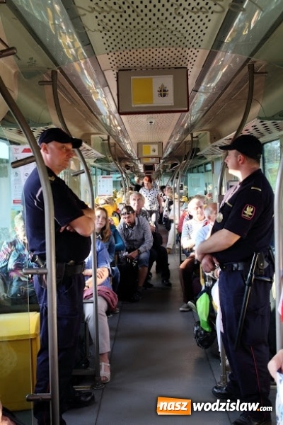 Zdjęcie w galerii na portalu naszwodzislaw.com: Pociągiem do sanktuarium w Gidlach. Pielgrzymka z Olzy  wiadomości z regionu