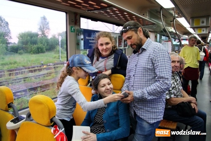 Zdjęcie w galerii na portalu naszwodzislaw.com: Pociągiem do sanktuarium w Gidlach. Pielgrzymka z Olzy  wiadomości z regionu