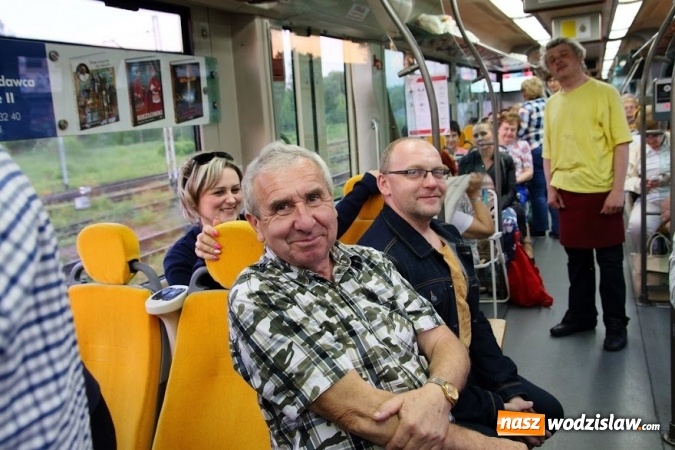 Zdjęcie w galerii na portalu naszwodzislaw.com: Pociągiem do sanktuarium w Gidlach. Pielgrzymka z Olzy  wiadomości z regionu