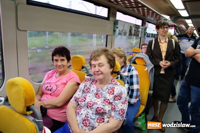 Zdjęcie w galerii na portalu naszwodzislaw.com: Pociągiem do sanktuarium w Gidlach. Pielgrzymka z Olzy  wiadomości z regionu