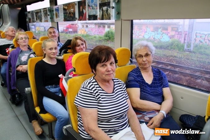 Zdjęcie w galerii na portalu naszwodzislaw.com: Pociągiem do sanktuarium w Gidlach. Pielgrzymka z Olzy  wiadomości z regionu