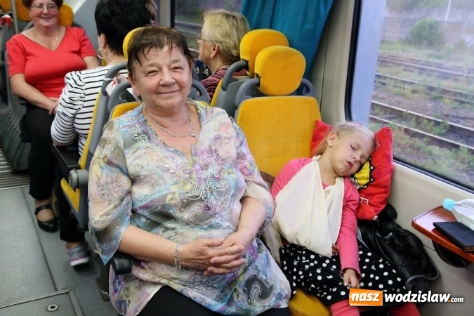 Zdjęcie w galerii na portalu naszwodzislaw.com: Pociągiem do sanktuarium w Gidlach. Pielgrzymka z Olzy  wiadomości z regionu