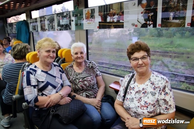 Zdjęcie w galerii na portalu naszwodzislaw.com: Pociągiem do sanktuarium w Gidlach. Pielgrzymka z Olzy  wiadomości z regionu