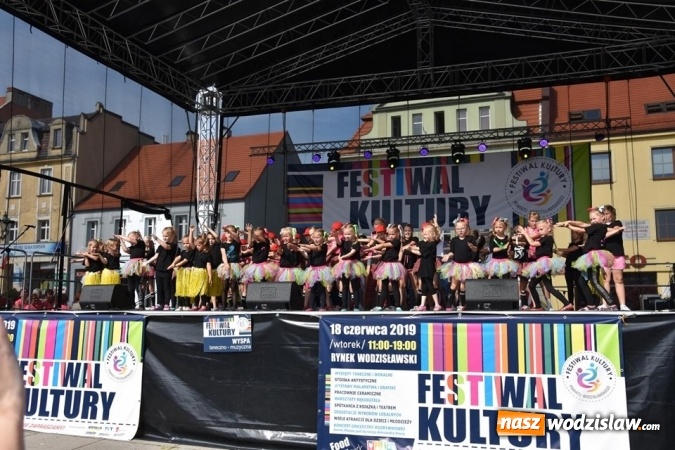 Zdjęcie w galerii na portalu naszwodzislaw.com: Festiwal Kultury na wodzisławskim Rynku za nami [FOTO] wiadomości z regionu