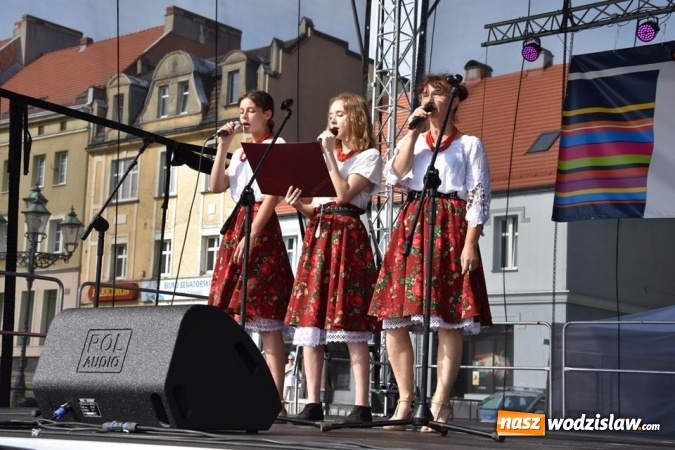 Zdjęcie w galerii na portalu naszwodzislaw.com: Festiwal Kultury na wodzisławskim Rynku za nami [FOTO] wiadomości z regionu