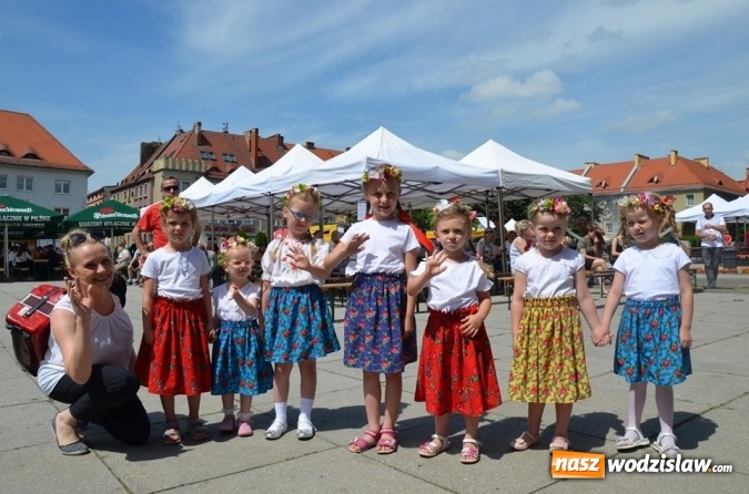 Zdjęcie w galerii na portalu naszwodzislaw.com: Festiwal Kultury na wodzisławskim Rynku za nami [FOTO] wiadomości z regionu