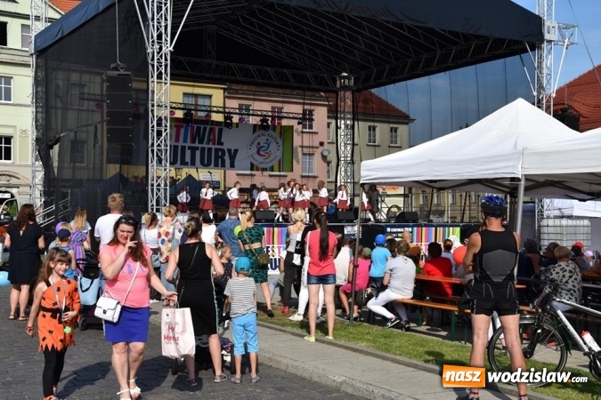 Zdjęcie w galerii na portalu naszwodzislaw.com: Festiwal Kultury na wodzisławskim Rynku za nami [FOTO] wiadomości z regionu