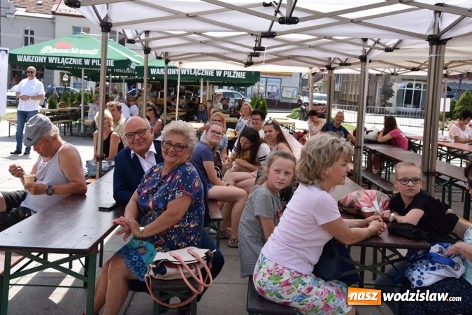 Zdjęcie w galerii na portalu naszwodzislaw.com: Festiwal Kultury na wodzisławskim Rynku za nami [FOTO] wiadomości z regionu