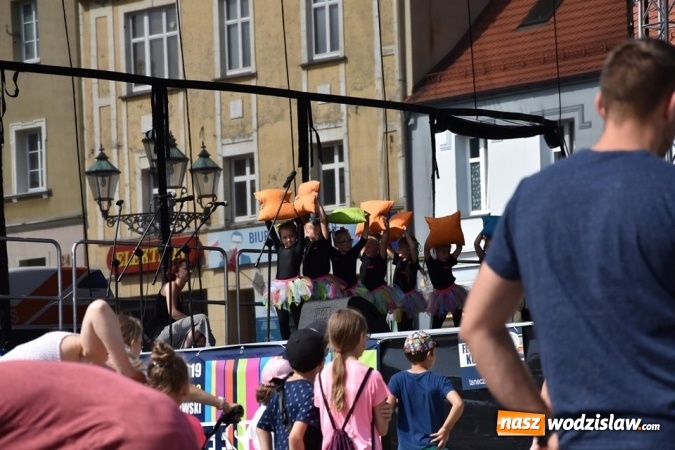 Zdjęcie w galerii na portalu naszwodzislaw.com: Festiwal Kultury na wodzisławskim Rynku za nami [FOTO] wiadomości z regionu