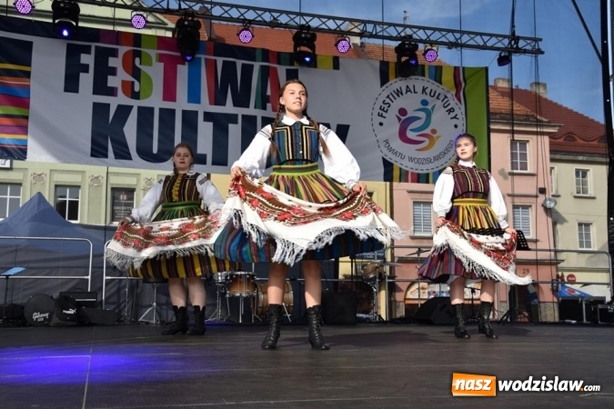 Zdjęcie w galerii na portalu naszwodzislaw.com: Festiwal Kultury na wodzisławskim Rynku za nami [FOTO] wiadomości z regionu