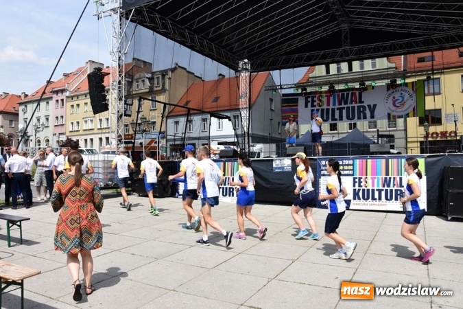 Zdjęcie w galerii na portalu naszwodzislaw.com: Festiwal Kultury na wodzisławskim Rynku za nami [FOTO] wiadomości z regionu