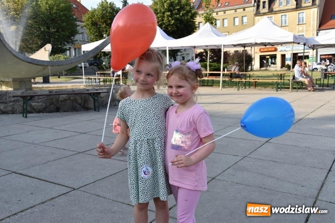 Zdjęcie w galerii na portalu naszwodzislaw.com: Festiwal Kultury na wodzisławskim Rynku za nami [FOTO] wiadomości z regionu