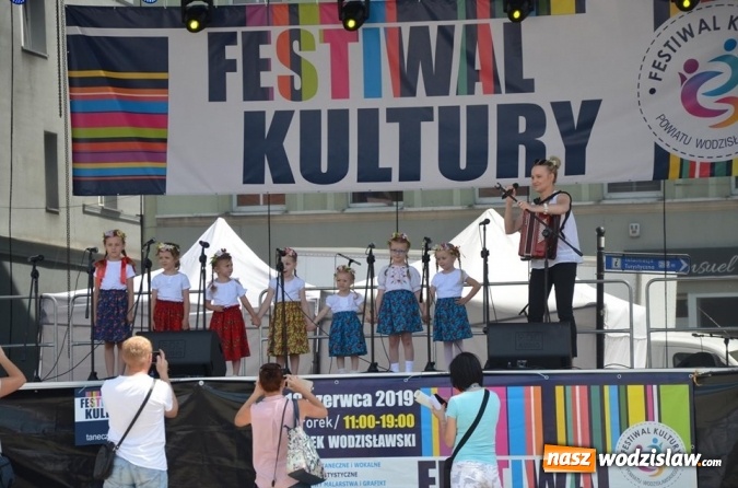 Zdjęcie w galerii na portalu naszwodzislaw.com: Festiwal Kultury na wodzisławskim Rynku za nami [FOTO] wiadomości z regionu
