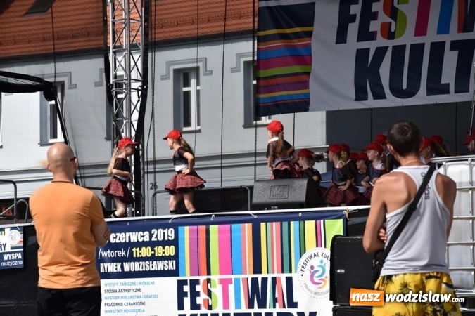 Zdjęcie w galerii na portalu naszwodzislaw.com: Festiwal Kultury na wodzisławskim Rynku za nami [FOTO] wiadomości z regionu