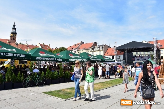 Zdjęcie w galerii na portalu naszwodzislaw.com: Festiwal Kultury na wodzisławskim Rynku za nami [FOTO] wiadomości z regionu