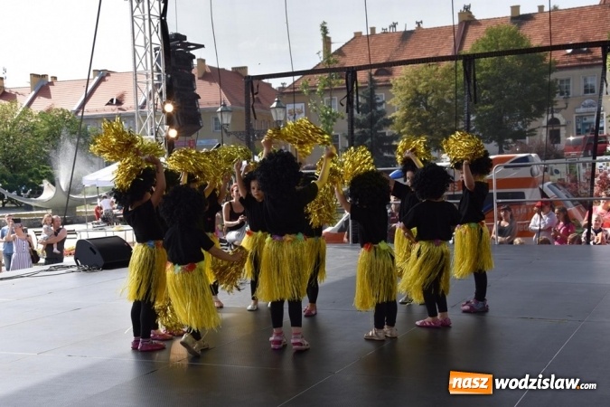 Zdjęcie w galerii na portalu naszwodzislaw.com: Festiwal Kultury na wodzisławskim Rynku za nami [FOTO] wiadomości z regionu
