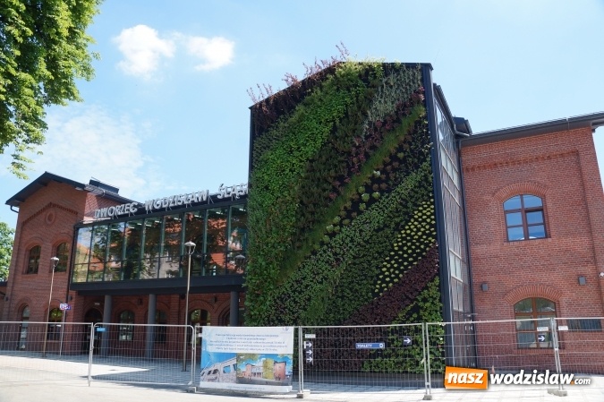 Zdjęcie w galerii na portalu naszwodzislaw.com: Dworzec bez tajemnic. 1 lipca zajrzysz w każdy zakamarek  wiadomości z regionu