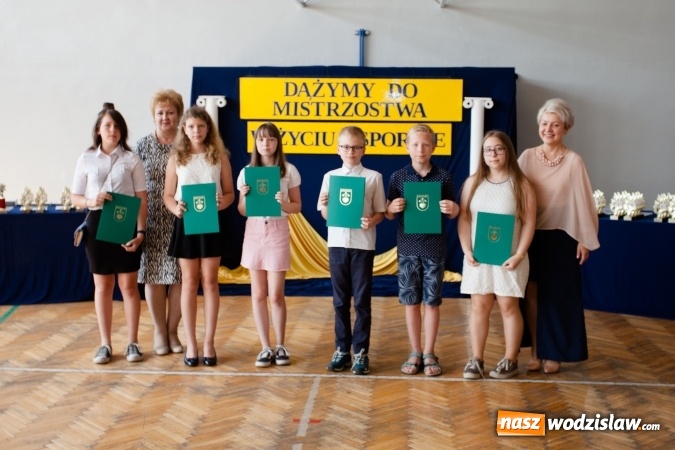 Zdjęcie w galerii na portalu naszwodzislaw.com: W Radlinie rozdano Oscary! [FOTO] wiadomości z regionu