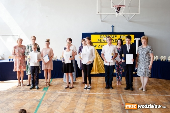 Zdjęcie w galerii na portalu naszwodzislaw.com: W Radlinie rozdano Oscary! [FOTO] wiadomości z regionu