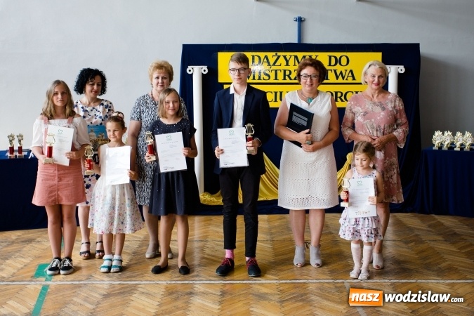 Zdjęcie w galerii na portalu naszwodzislaw.com: W Radlinie rozdano Oscary! [FOTO] wiadomości z regionu