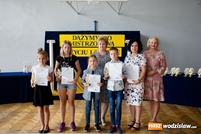 Zdjęcie w galerii na portalu naszwodzislaw.com: W Radlinie rozdano Oscary! [FOTO] wiadomości z regionu