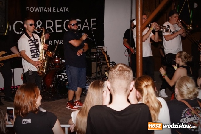 Zdjęcie w galerii na portalu naszwodzislaw.com: Gorące powitanie lata z zespołami Blend i Tabu [FOTO] wiadomości z regionu