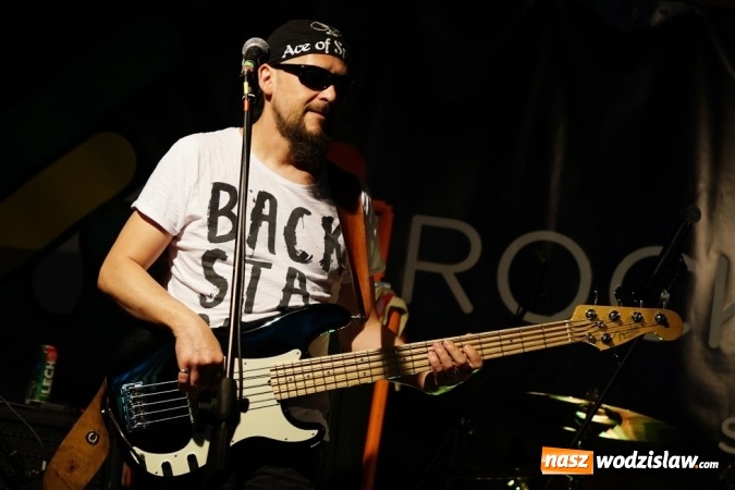 Zdjęcie w galerii na portalu naszwodzislaw.com: Gorące powitanie lata z zespołami Blend i Tabu [FOTO] wiadomości z regionu