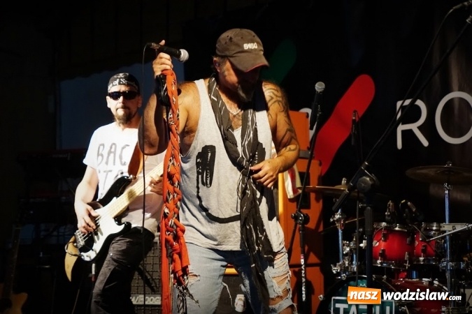 Zdjęcie w galerii na portalu naszwodzislaw.com: Gorące powitanie lata z zespołami Blend i Tabu [FOTO] wiadomości z regionu