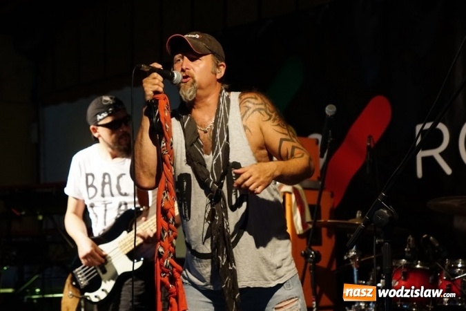 Zdjęcie w galerii na portalu naszwodzislaw.com: Gorące powitanie lata z zespołami Blend i Tabu [FOTO] wiadomości z regionu