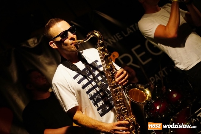 Zdjęcie w galerii na portalu naszwodzislaw.com: Gorące powitanie lata z zespołami Blend i Tabu [FOTO] wiadomości z regionu