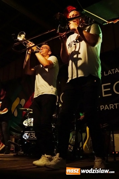 Zdjęcie w galerii na portalu naszwodzislaw.com: Gorące powitanie lata z zespołami Blend i Tabu [FOTO] wiadomości z regionu