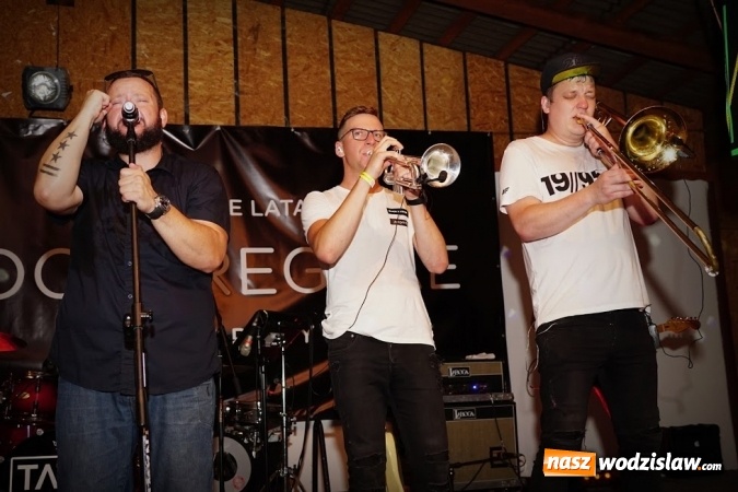 Zdjęcie w galerii na portalu naszwodzislaw.com: Gorące powitanie lata z zespołami Blend i Tabu [FOTO] wiadomości z regionu