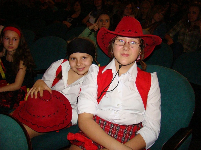 Zdjęcie w galerii na portalu naszwodzislaw.com: Najlepsze zespoły zdeMASKowane wiadomości z regionu