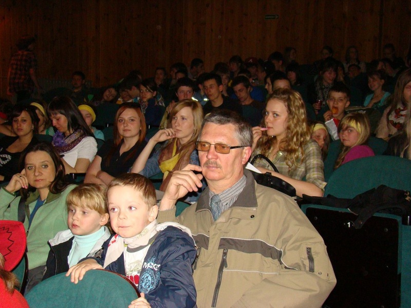 Zdjęcie w galerii na portalu naszwodzislaw.com: Najlepsze zespoły zdeMASKowane wiadomości z regionu