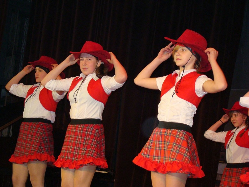 Zdjęcie w galerii na portalu naszwodzislaw.com: Najlepsze zespoły zdeMASKowane wiadomości z regionu