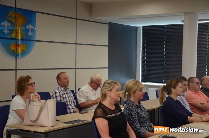 Zdjęcie w galerii na portalu naszwodzislaw.com: Dyskutowali o roli pracodawców w szkolnictwie zawodowym wiadomości z regionu