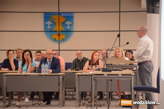 Zdjęcie w galerii na portalu naszwodzislaw.com: Dyskutowali o roli pracodawców w szkolnictwie zawodowym wiadomości z regionu