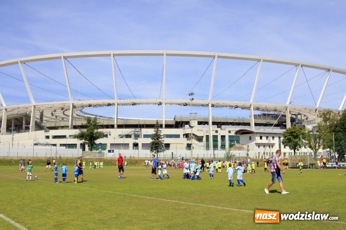 Zdjęcie w galerii na portalu naszwodzislaw.com: II Piknik Rodzinny na Stadionie Śląskim za nami wiadomości z regionu