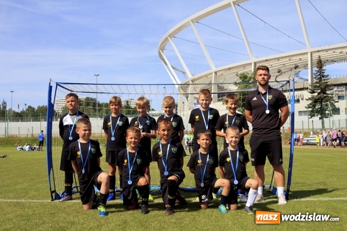 Zdjęcie w galerii na portalu naszwodzislaw.com: II Piknik Rodzinny na Stadionie Śląskim za nami wiadomości z regionu