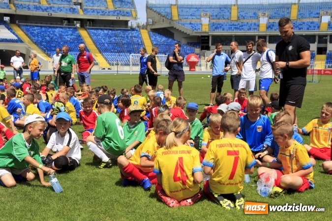 Zdjęcie w galerii na portalu naszwodzislaw.com: II Piknik Rodzinny na Stadionie Śląskim za nami wiadomości z regionu
