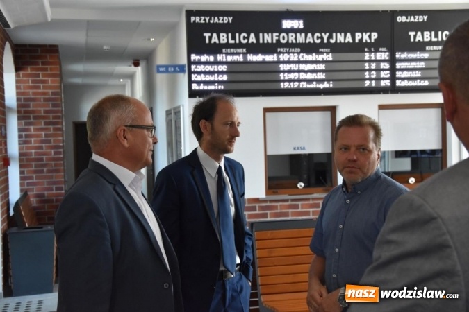 Zdjęcie w galerii na portalu naszwodzislaw.com: W Wodzisławiu Śl. powstała wizytówka Europy. Oficjalne otwarcie dworca kolejowego wiadomości z regionu