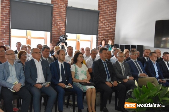 Zdjęcie w galerii na portalu naszwodzislaw.com: W Wodzisławiu Śl. powstała wizytówka Europy. Oficjalne otwarcie dworca kolejowego wiadomości z regionu
