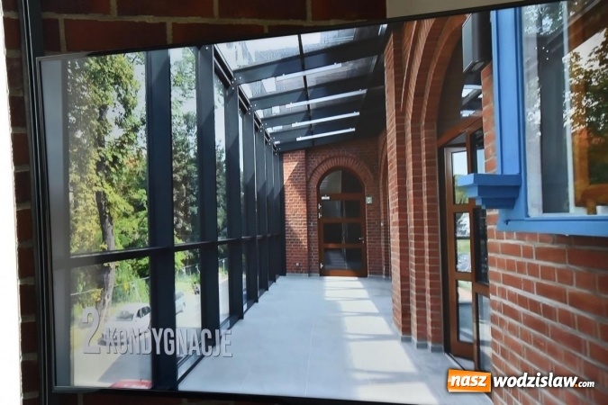 Zdjęcie w galerii na portalu naszwodzislaw.com: W Wodzisławiu Śl. powstała wizytówka Europy. Oficjalne otwarcie dworca kolejowego wiadomości z regionu